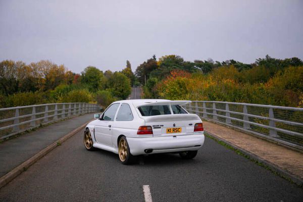 Ford Escort RS Cosworth 1992 84055