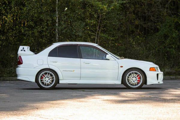 Mitsubishi Lancer Evolution V 1998 84196