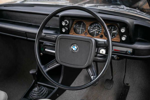 BMW 1602 1975 85190