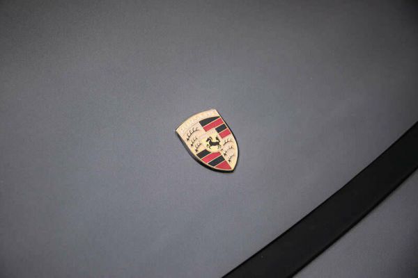 Porsche 911 Carrera 2 1990 85839