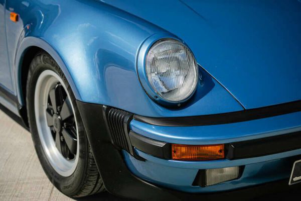 Porsche 911 Carrera 3.2 1986 85943