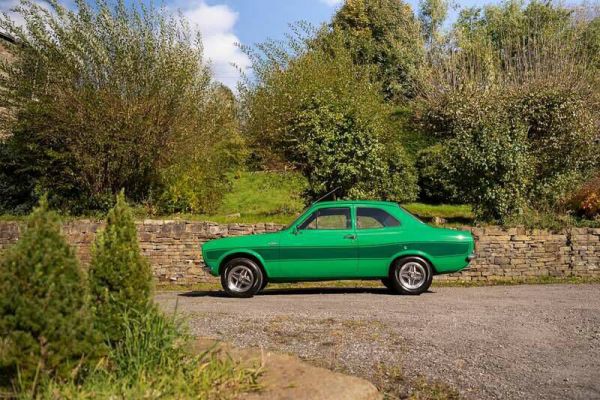 Ford Escort RS 2000 1975 94254