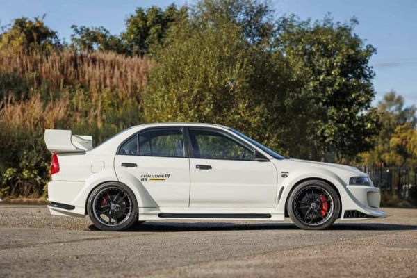 Mitsubishi Lancer Evolution VI 2000 98142