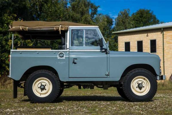 Land Rover 88 1975 100049