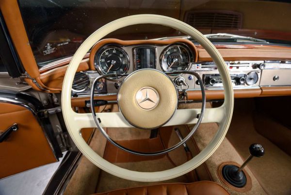 Mercedes-Benz 280 SL 1968 2255