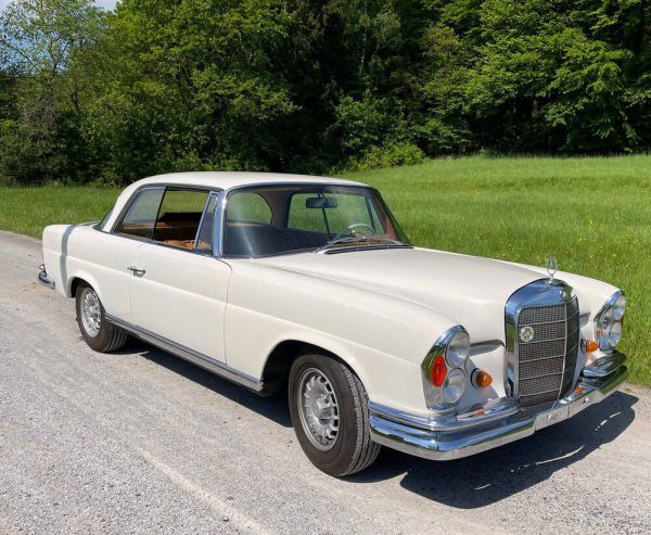 Mercedes-Benz 220 SE b 1965