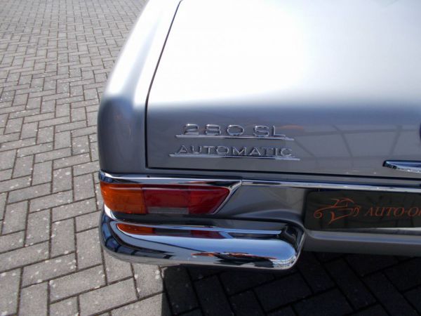 Mercedes-Benz 280 SL 1968 1287