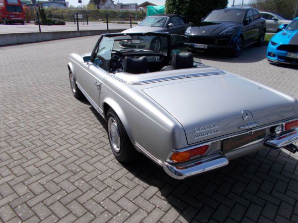 Mercedes-Benz 280 SL 1968 1288