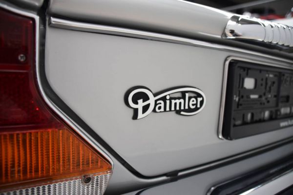 Daimler Double Six 1989 2490