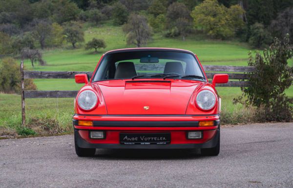 Porsche 911 Carrera 3.2 1986