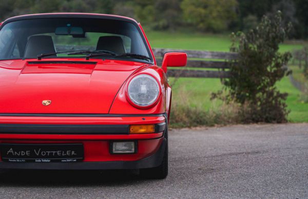 Porsche 911 Carrera 3.2 1986 1262