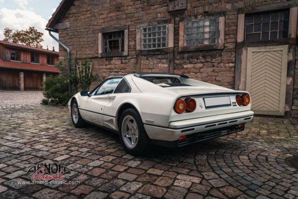 Ferrari 208 GTS Turbo 1987 96259