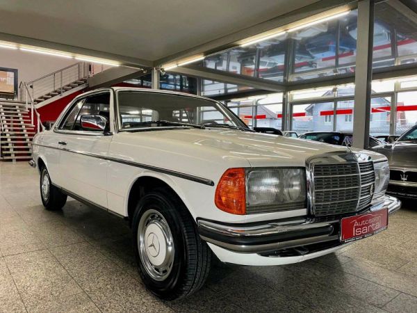 Mercedes-Benz 230 CE 1982 4293