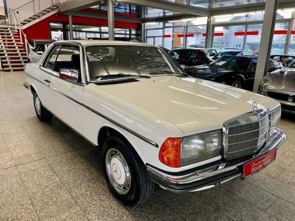 Mercedes-Benz 230 CE 1982 4294