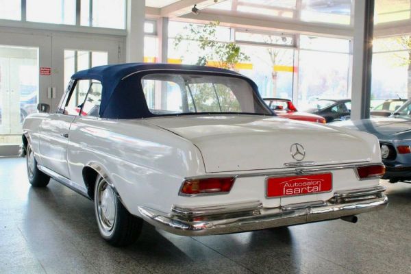 Mercedes-Benz 220 SE b 1963 4308