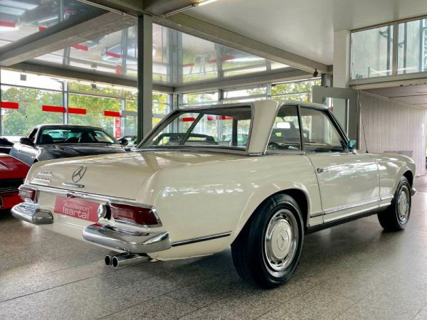 Mercedes-Benz 250 SL 1967 4336