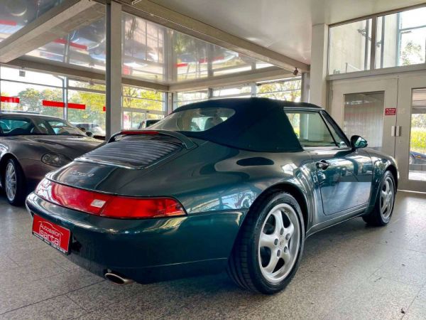 Porsche 911 Carrera 1995 4651