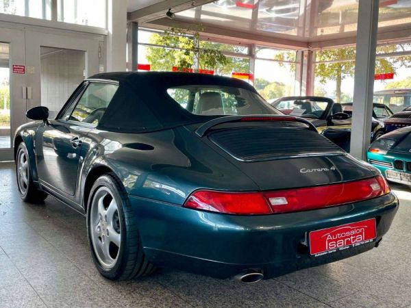 Porsche 911 Carrera 1995 4663