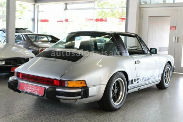 Porsche 911 Carrera 3.0 1976 4691