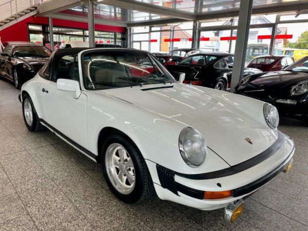 Porsche 911 Carrera 3.0 1977