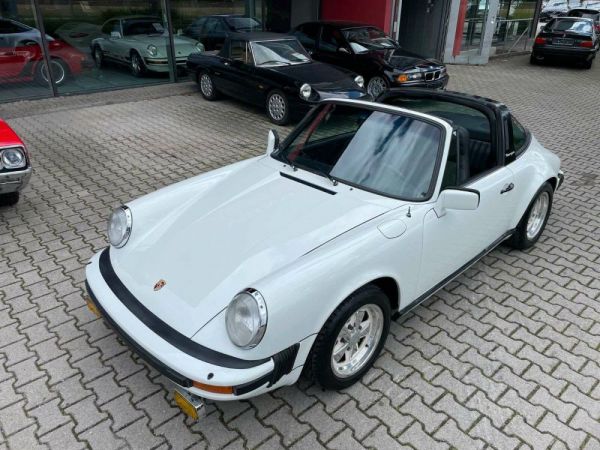 Porsche 911 Carrera 3.0 1977 4706