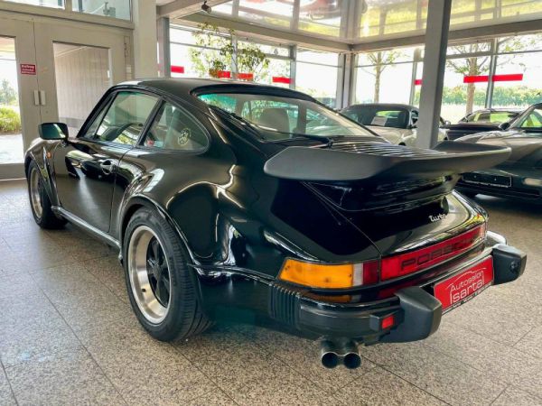 Porsche 911 Turbo 3.3 1985 4762