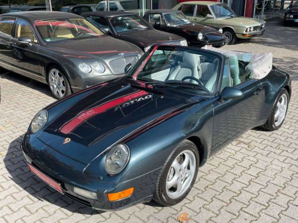 Porsche 911 Carrera 4 1995