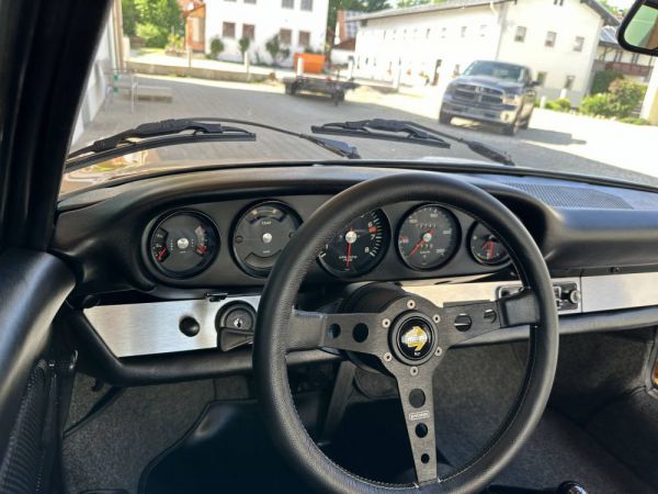 Porsche 911 2.0 L 1968 3743