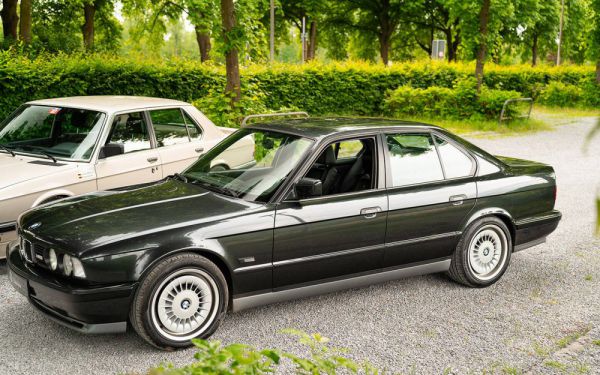 BMW M5 1992 73413