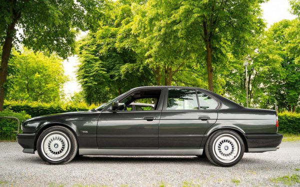 BMW M5 1992 73415