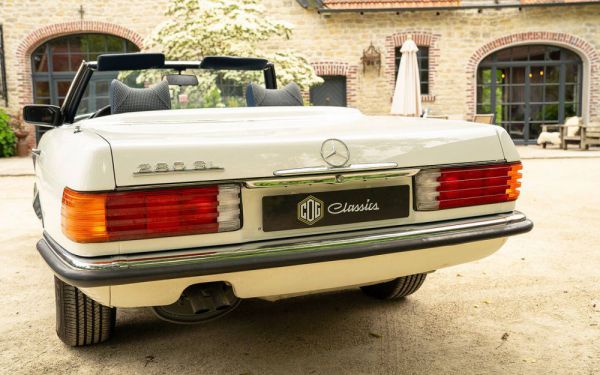 Mercedes-Benz 280 SL 1977 79599