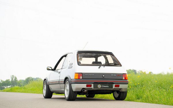 Peugeot 205 GTi 1.6 1986 88063