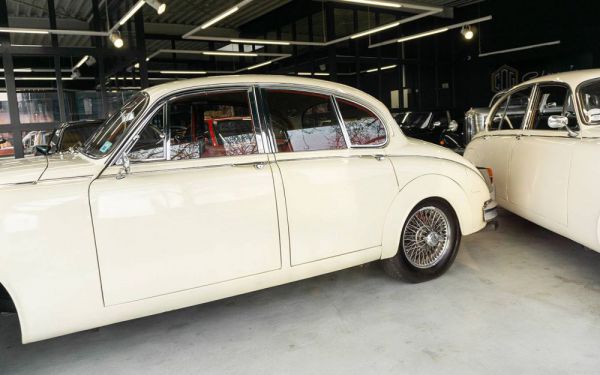 Jaguar Mk II 3.4 1966 90111