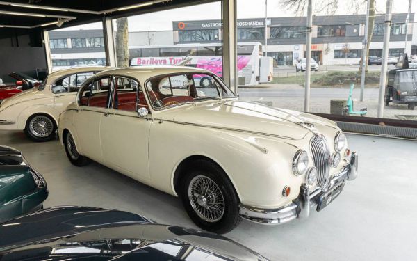 Jaguar Mk II 3.4 1966 90122