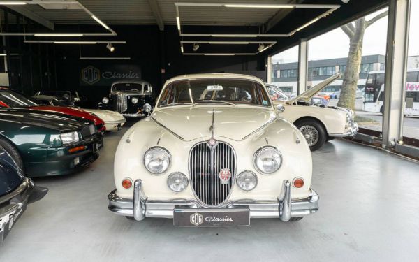 Jaguar Mk II 3.4 1966 90123