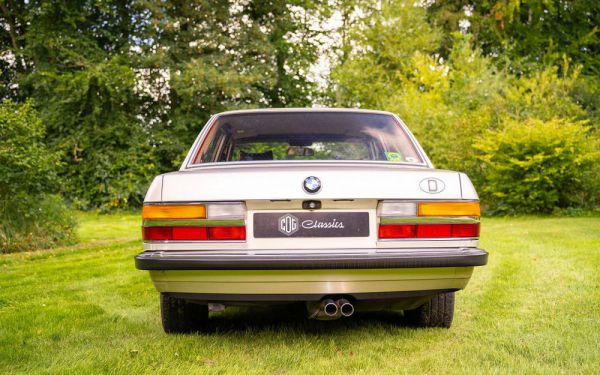 BMW 528i 1983 104061