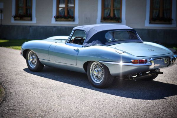 Jaguar E-Type 3.8 1963 8664