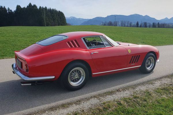 Ferrari 275 GTB 1965 7272