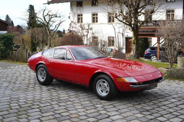 Ferrari 365 GTB/4 Daytona 1970 7324