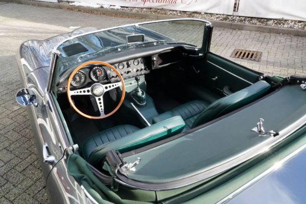 Jaguar E-Type 4.2 1965 7363