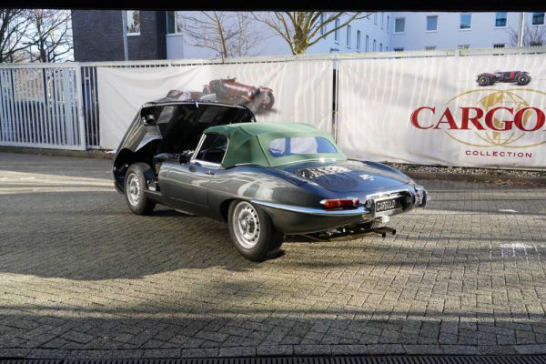 Jaguar E-Type 4.2 1965 7368