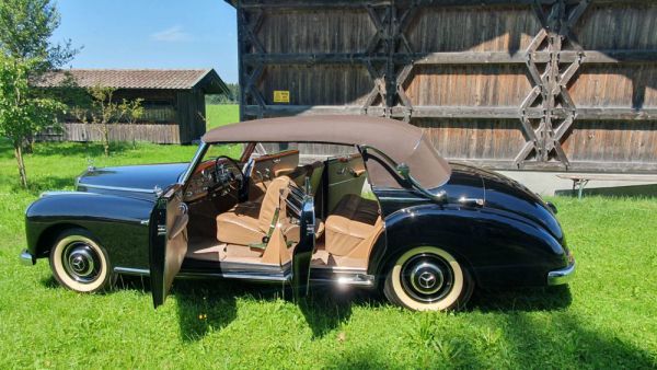 Mercedes-Benz 300 1952 7476