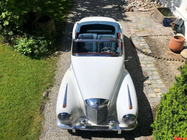 Mercedes-Benz 300 S 1953