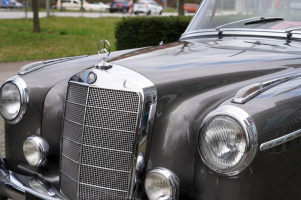 Mercedes-Benz 220 SE 1960