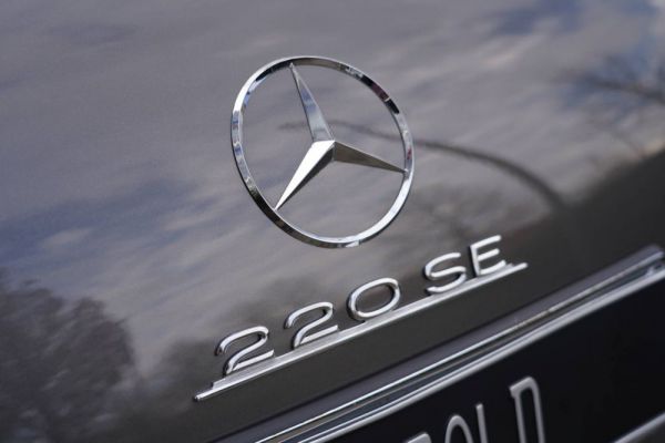 Mercedes-Benz 220 SE 1960 7636