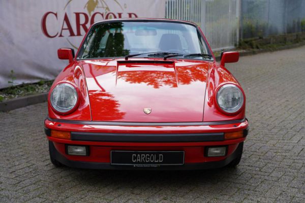 Porsche 911 Carrera 3.2 1988 7661