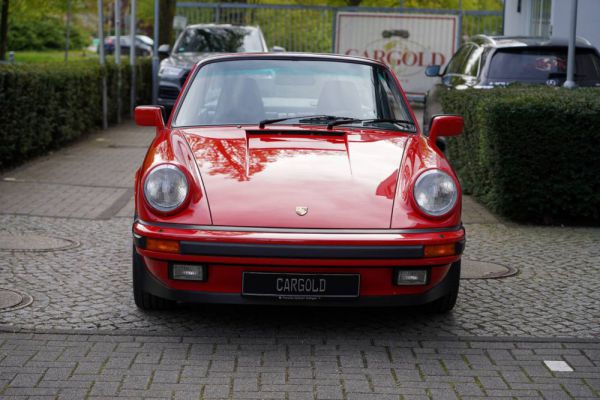 Porsche 911 Carrera 3.2 1988 7665