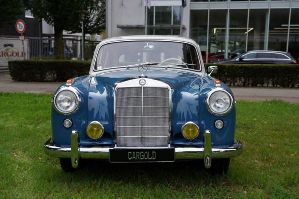 Mercedes-Benz 220 S 1957 7786