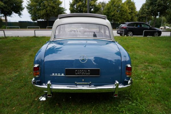 Mercedes-Benz 220 S 1957 7788