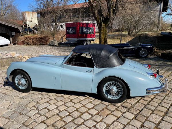 Jaguar XK 140 SE DHC 1956